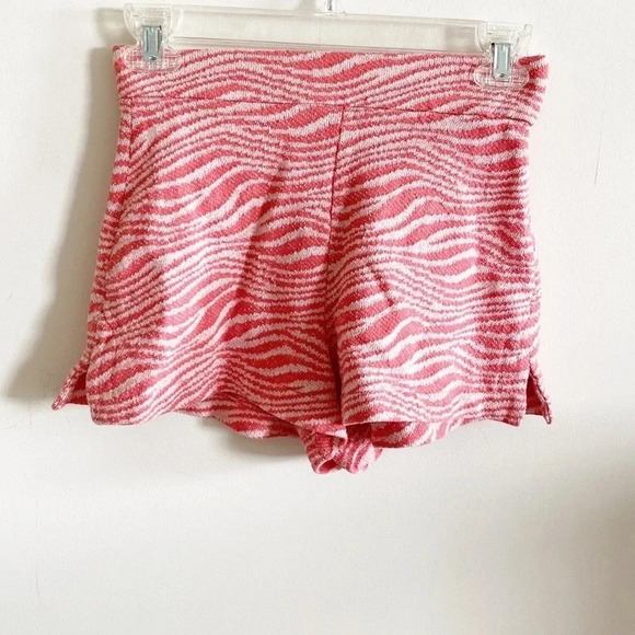 Zara salmon/pink and white high waisted stretchy shorts - Picture 5 of 8